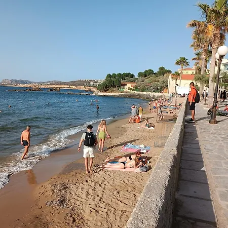 Rayon De Soleil Hriszí Aktí Haniá